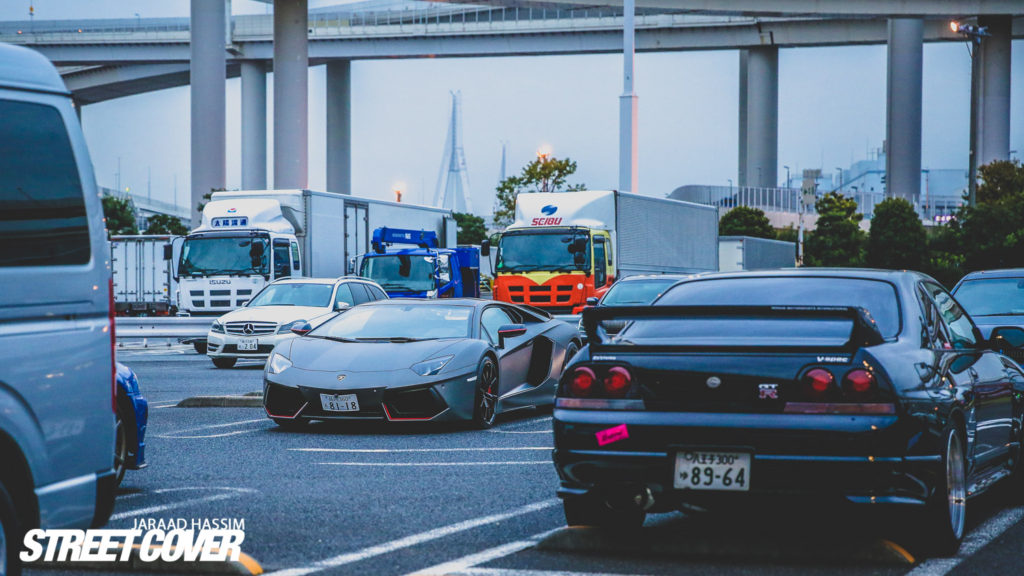 R33